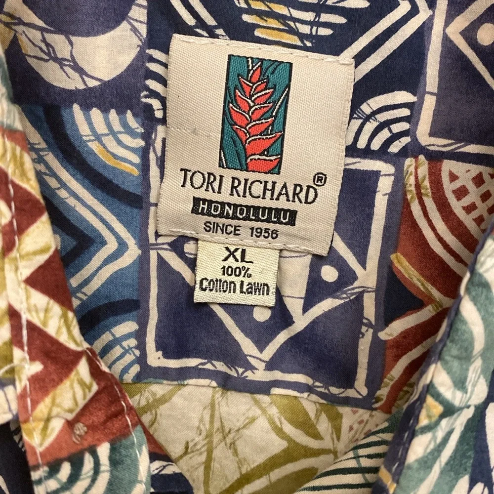 Tori Richards Honolulu. Men's shirt. - Picture 2 of 3